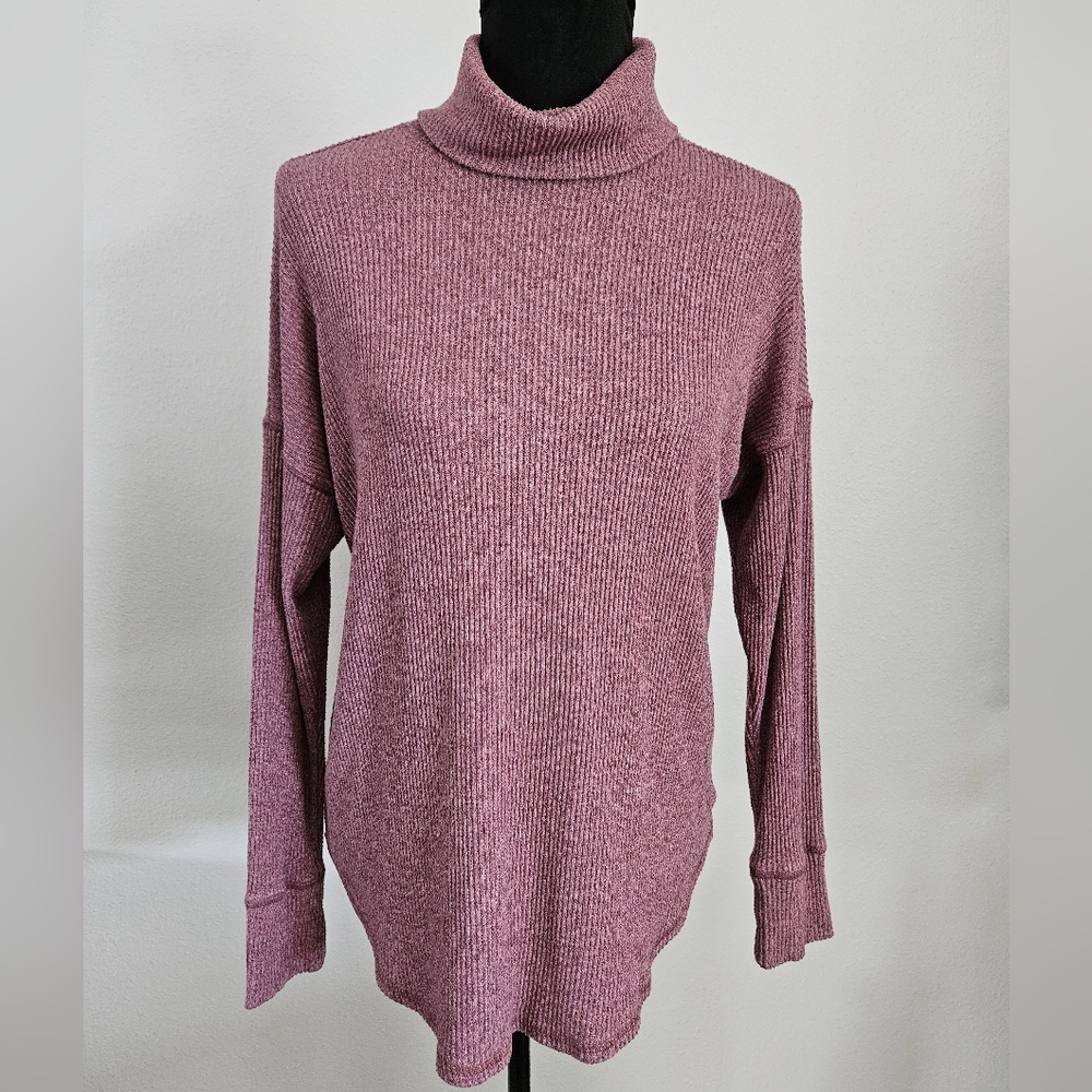 American Eagle Pink Turtle Neck Sweater- xs oversized - Picture 1 of 9